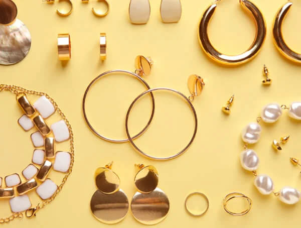 Minimalist Custom Jewelry Manufacturer Modern Jewelry Supplier Export
