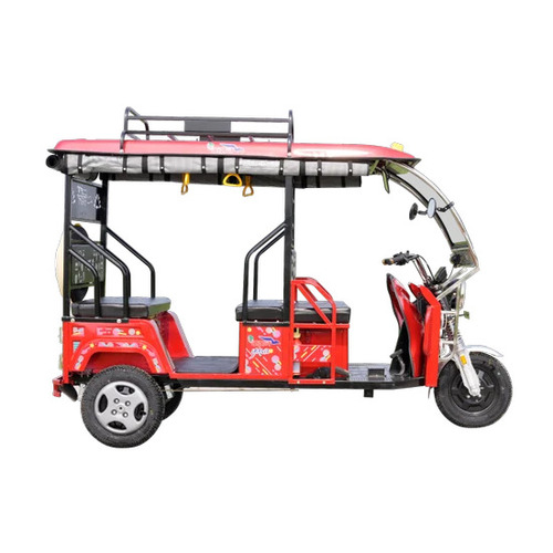 YUVA E-Passenger Electric Rickshaw